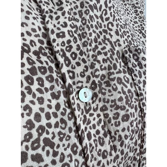 RAILS Whitney Linen Blend Button Down Top in Sand Cheetah XXS - Picture 2 of 6